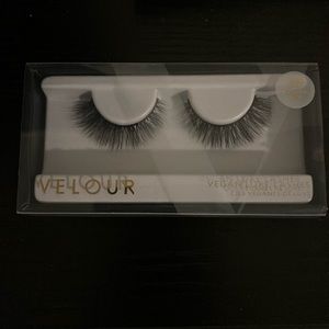 Velour lashes